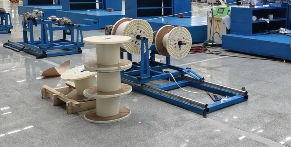 電動(dòng)漲緊放線架